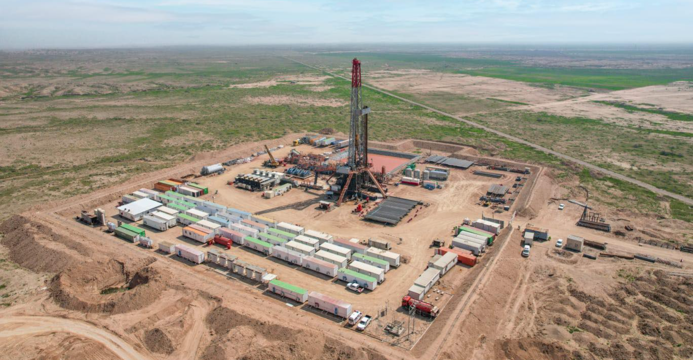 Oil dips on weak US demand, heads for weekly gain