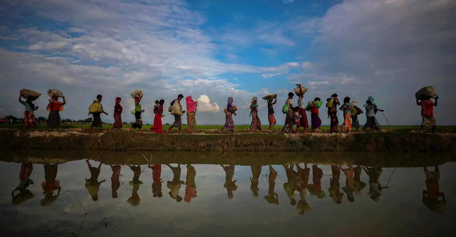 في مخيمات ببنغلاديش.. العنف الجنسي يطارد فتيات "الروهينغا"