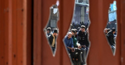 Israeli strikes kill 75+ Palestinians in 24h