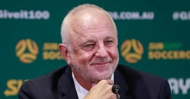 أرنولد يستدعي عمار محسن بديلاً عن بشار رسن "المصاب"