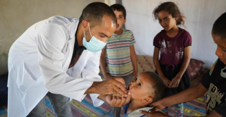 فيروس أشبه بكورونا يفتك بأطفال غزة الأكثر سوءاً بالتغذية