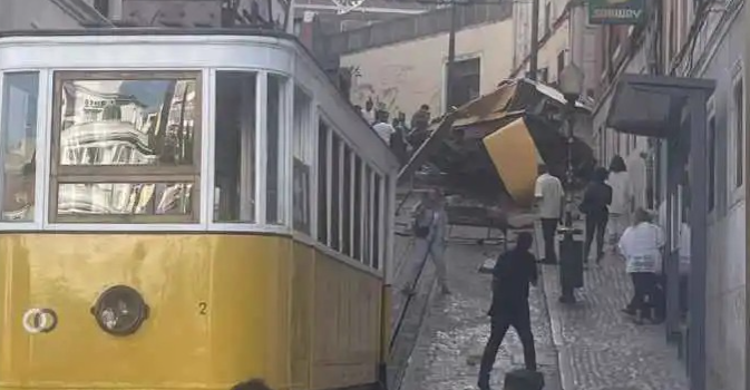 أكثر من 30 قتيلاً وجريحاً بحادث قطار في البرتغال (فيديو)