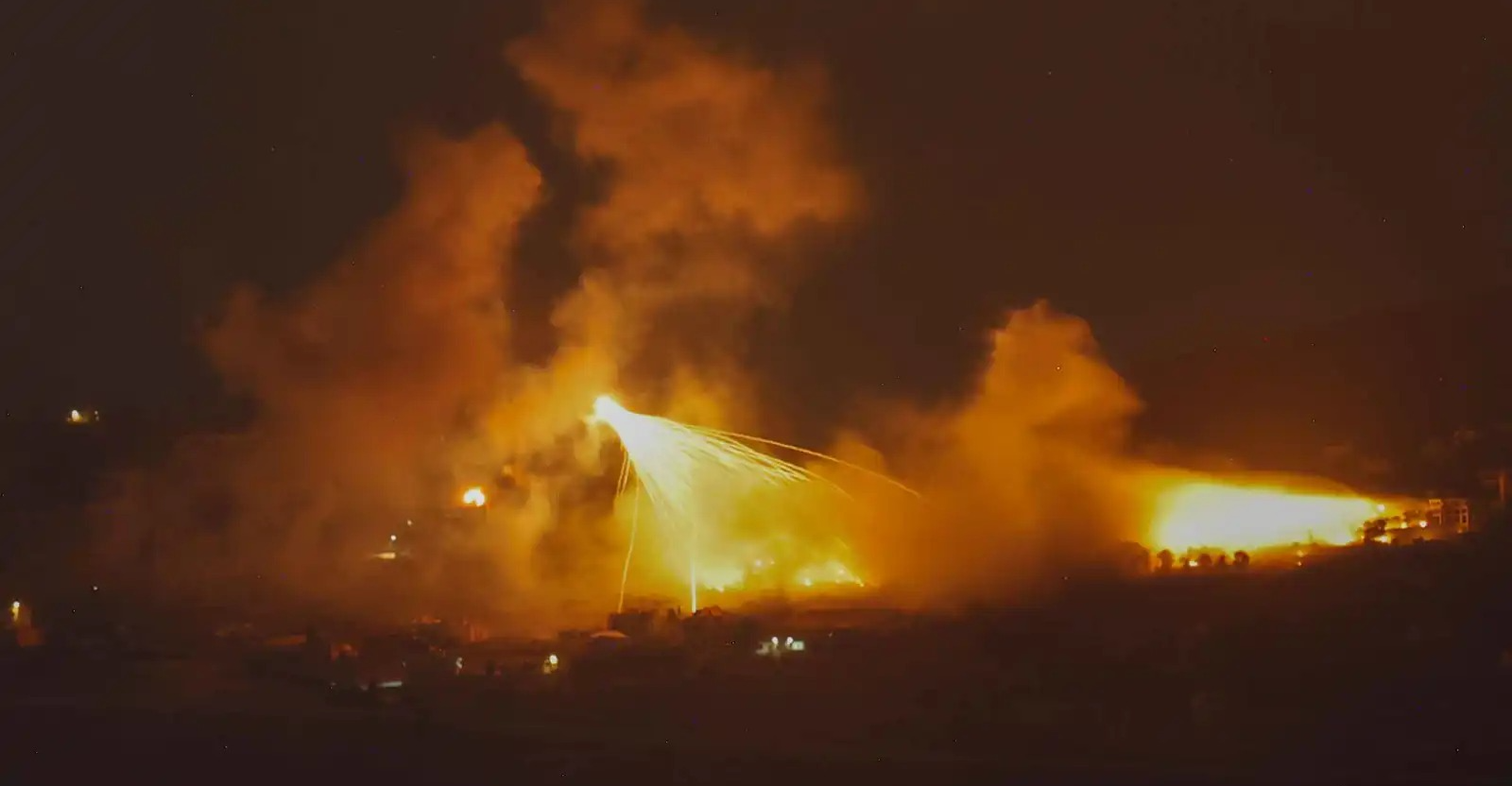 قتيل وجرحى في تجدد الغارات الإسرائيلية ليلاً على جنوب لبنان