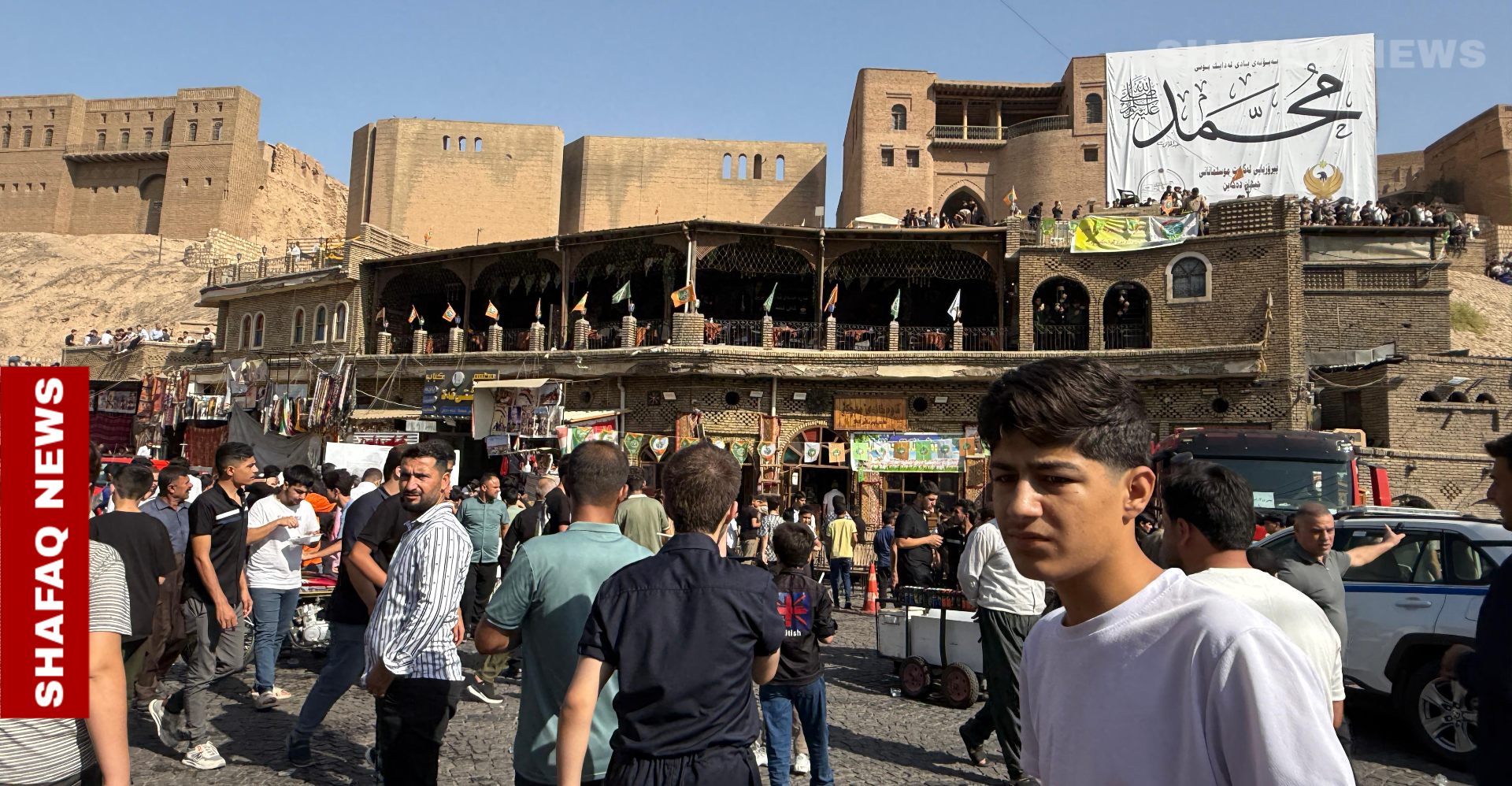 عند قلعتها التاريخية.. أربيل تحتفي بالمولد النبوي (صور)