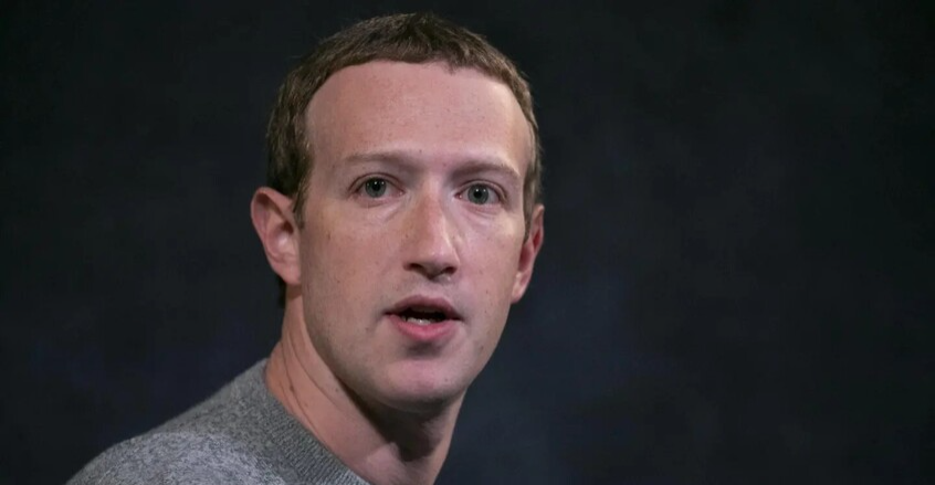 مارك زوكربيرغ يقاضي مارك زوكربيرغ بتهمة "انتحال شخصية"