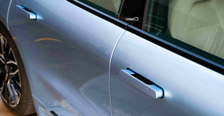 السيارات الصينية.. حظر مقابض الأبواب "المخفية" لأسباب تتعلق بالسلامة