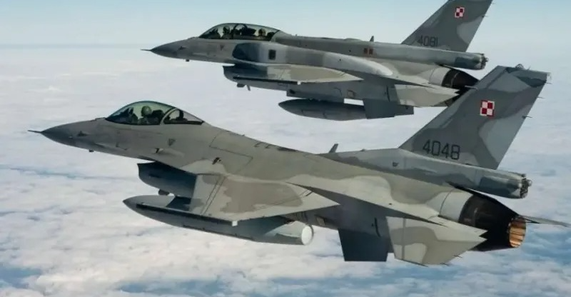 بعد ضربات روسية على أوكرانيا.. بولندا تؤمن مجالها الجوي