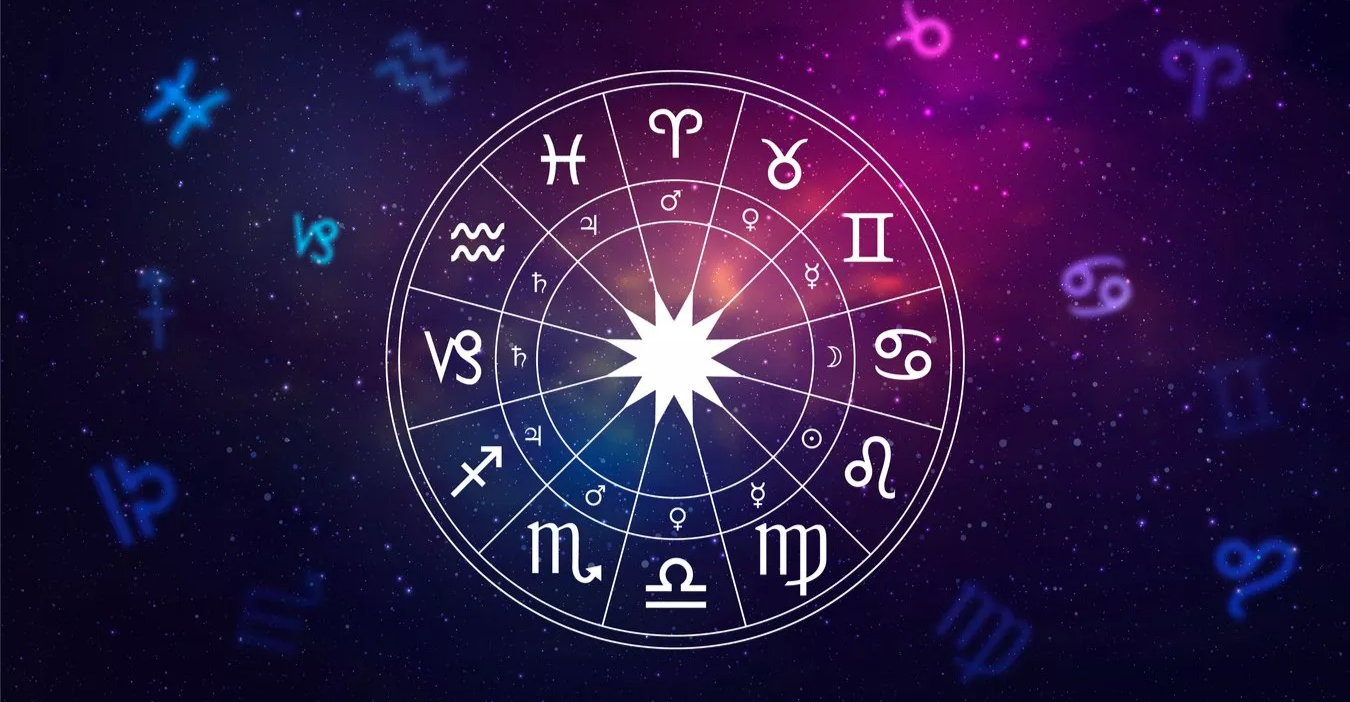 العراقيون تحت ظل شبح الحرب وقراءة الأبراج.. التنجيم يزدهر في الأزمات