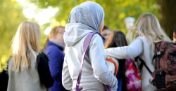 النمسا تعتزم حظر الحجاب على الفتيات دون 14 عاماً في المدارس
