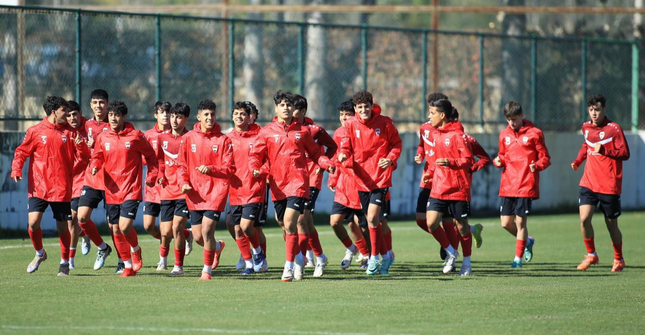 تسعة لاعبين من الشباب يمثلون العراق في كأس الخليج للناشئين