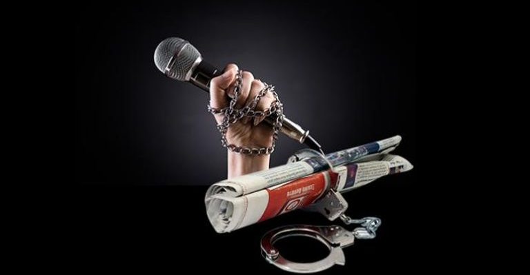 منظمة تكشف عن تراجع "مقلق" بمؤشر الديمقراطية وحرية الصحافة منذ 50 عاماً