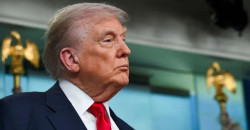 ترامب: سأعاقب روسيا عندما يتوقف الناتو عن شراء نفطها