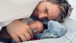 دراسة علمية: النساء والرجال يستجيبون لصراخ الأطفال بالدرجة ذاتها