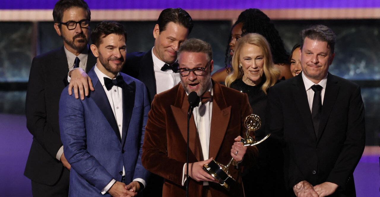 جوائز إيمي.. ممثل كوميدي يحصد أول جائزة بمسيرته