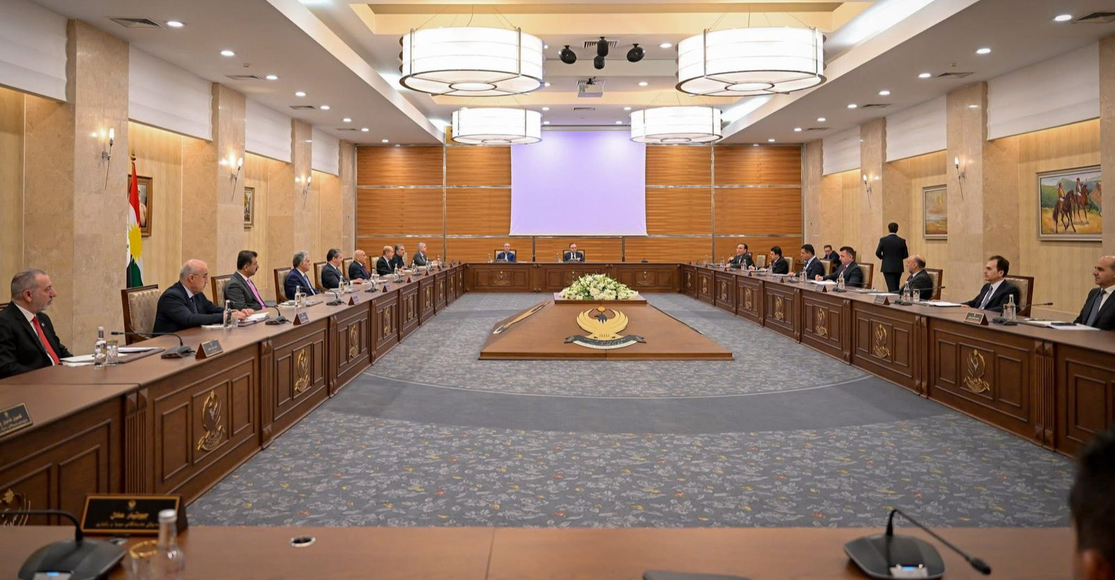 حكومة كوردستان: سلّمنا النفط إلى "سومو".. ولا مبرر لوقف الرواتب