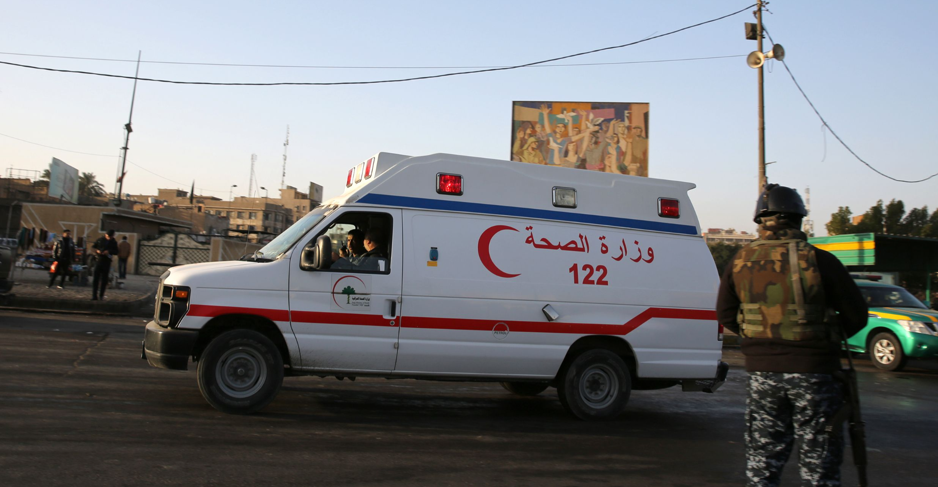 ديالى والبصرة .. قتيل وجريح إثر انفجار "جسم غريب" واغتيال ضابط بالنقل البحري العراقي