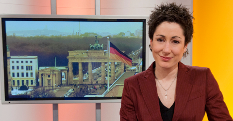 من أصول عراقية.. مذيعة ألمانية تواجه تهديدات بالقتل بعد تغطية إعلامية