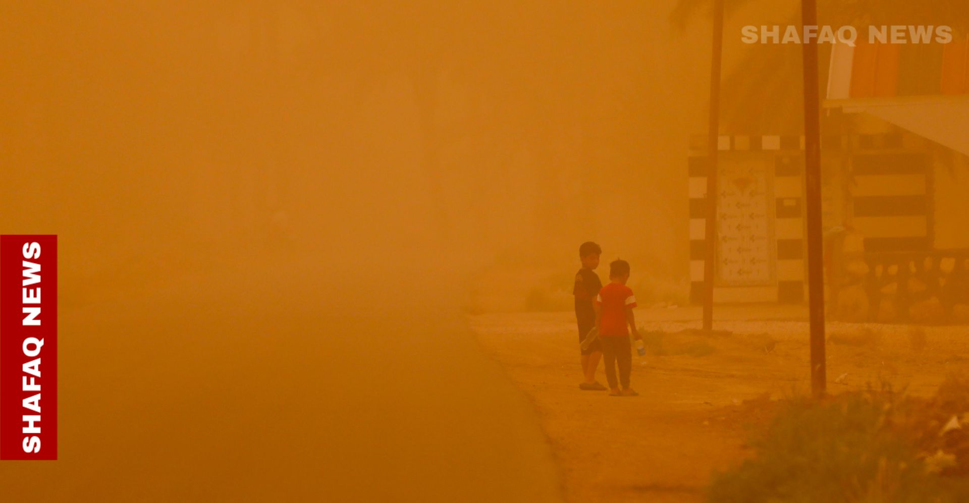 موجة غبار تضرب غرب العراق الليلة وتشتد غداً
