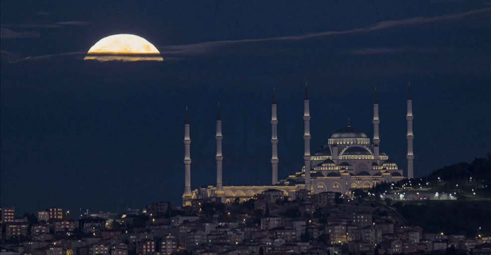 أنقرة تدخل سباق استكشاف القمر بإرسال مركبتين في عام 2029