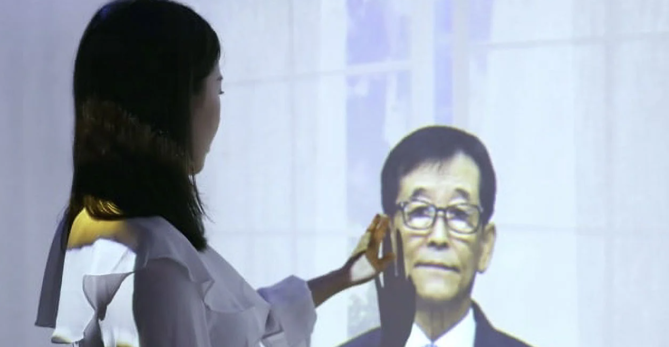 "الرحيل الرقمي"..الذكاء الاصطناعي يعيد الأموات إلى دائرة التواصل