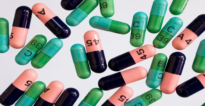 خوارزمية تعتمد على "ذكاء اصطناعي" تنتج 56 مضاداً حيوياً جديداً