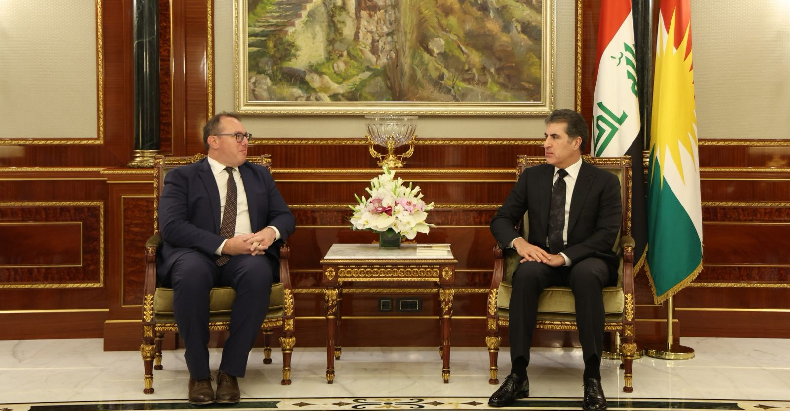 Kurdistan President discusses strengthening partnership with US Charge dAffaires