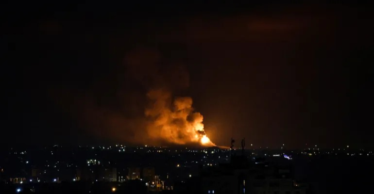 إسرائيل تغتال قيادياً في حماس وتكشف هويته ومكان الاستهداف