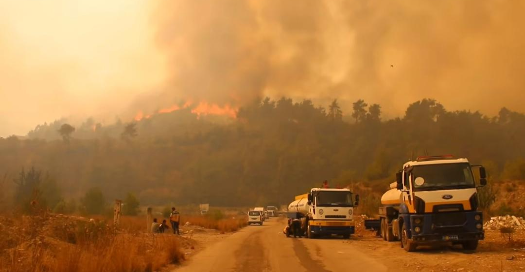 سوريا.. انتهاء حرائق اللاذقية واستمرار مخاطرها في ريف حمص