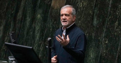 موسوي: محاولات "طفولية" لإعاقة تحركات بزشكيان في نيويورك