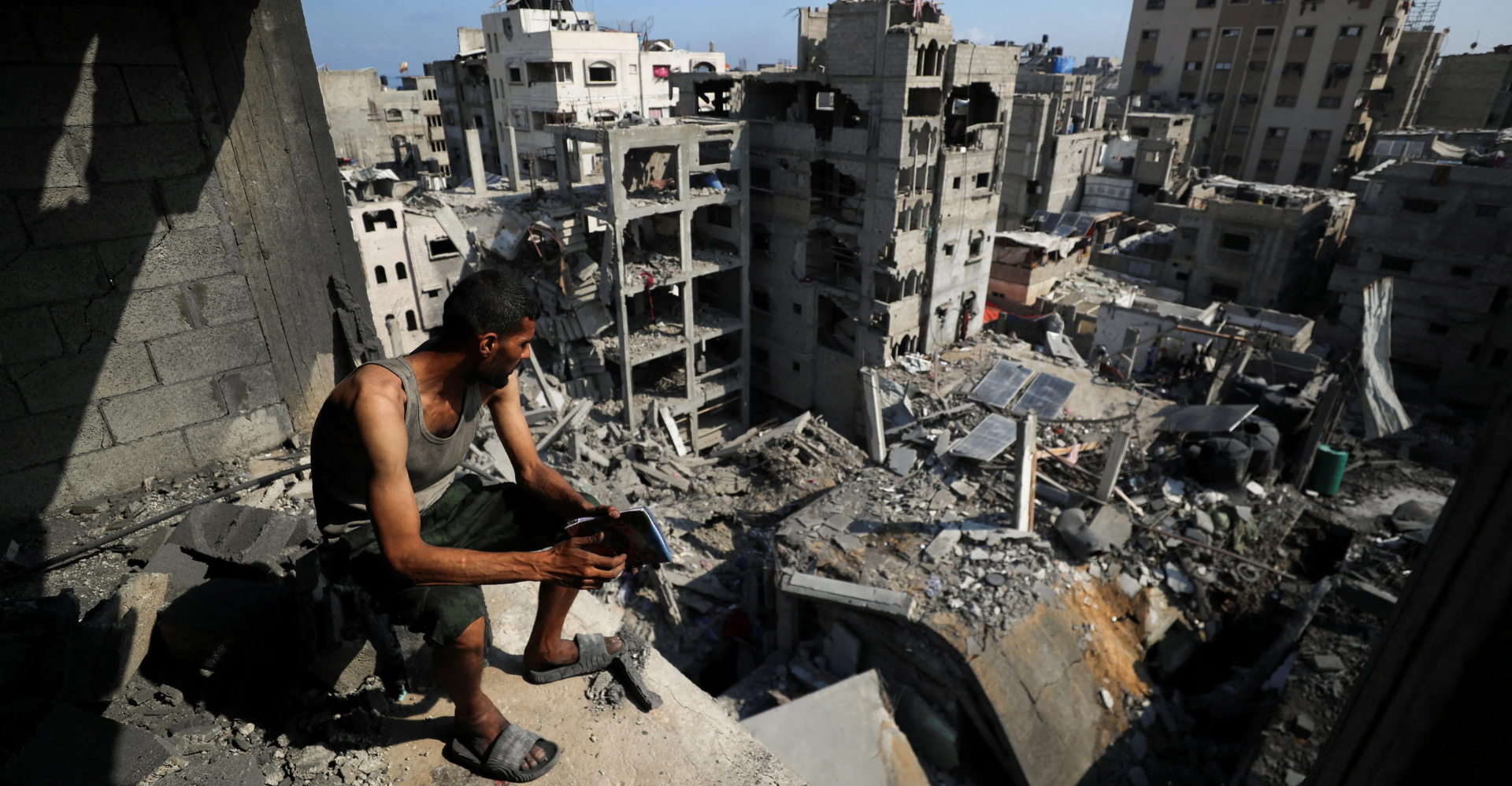 Israeli strikes kill +45 Palestinians in Gaza