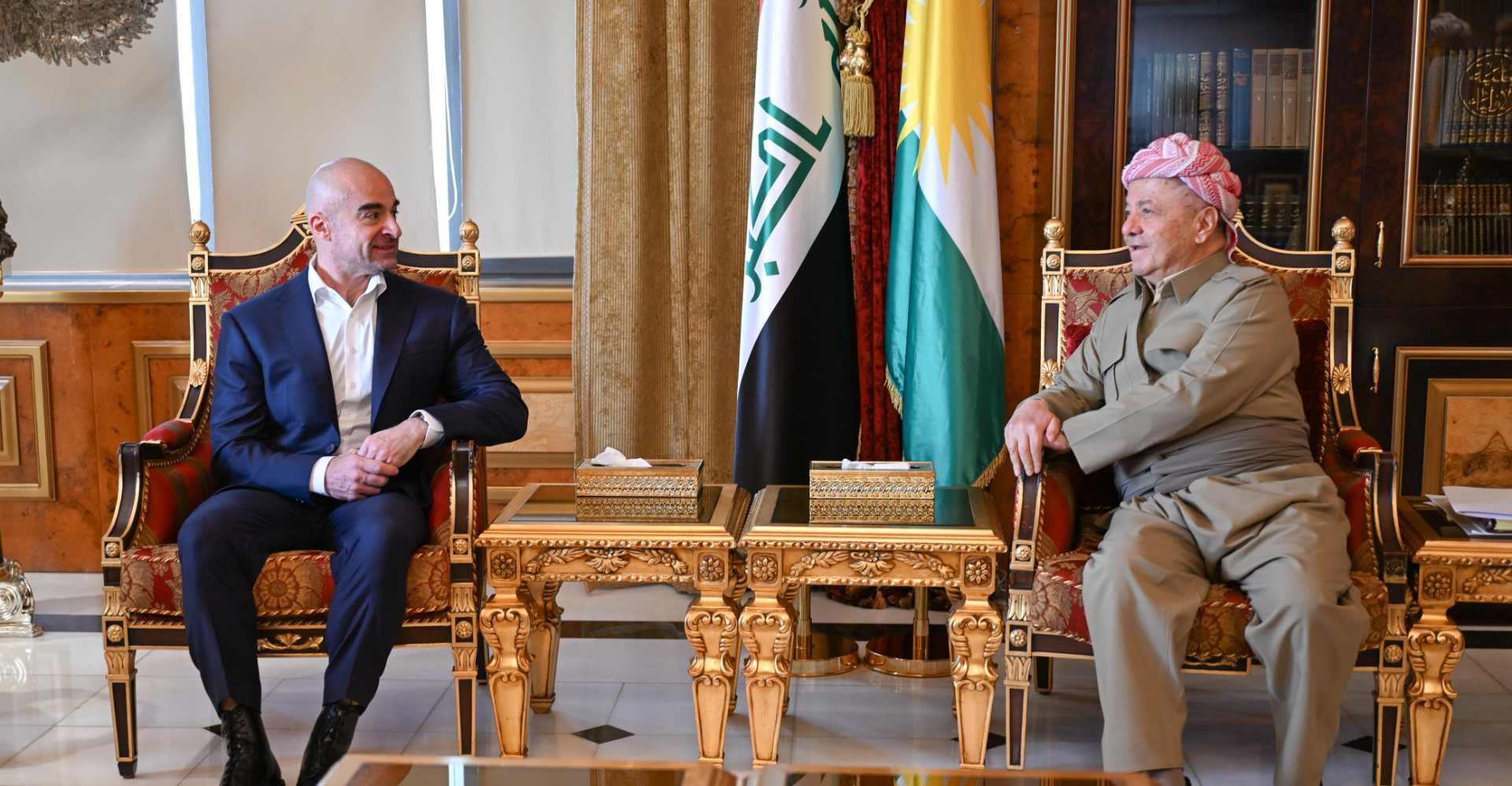 مسعود بارزاني يبحث مع بافل طالباني تشكيل حكومة كوردستان