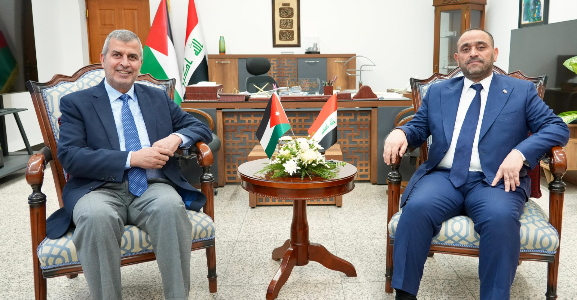 العراق والأردن يبحثان تبادل الكهرباء وفق احتياجات الشبكتين الوطنيتين