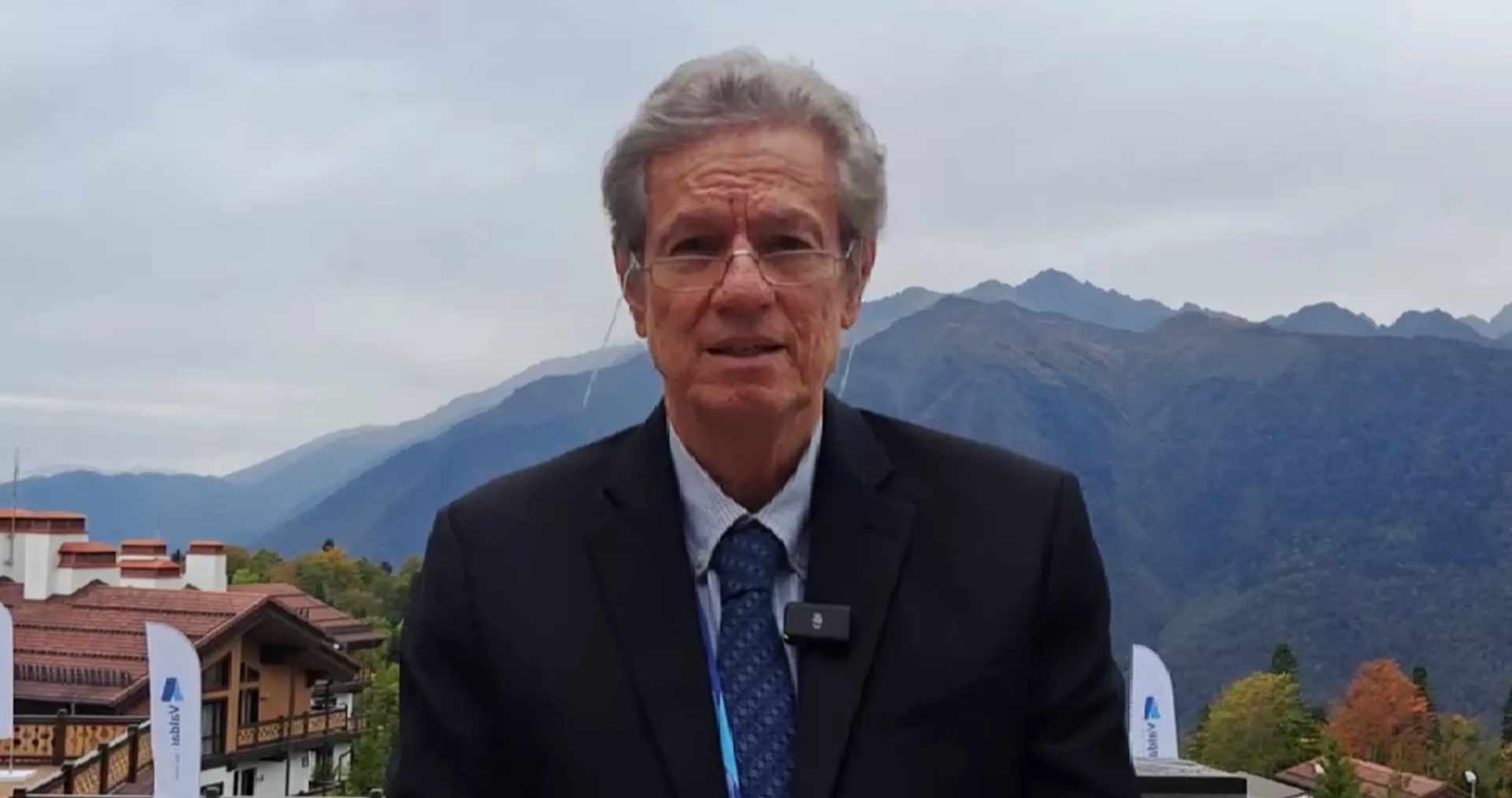 BRICS Bank VP: De-dollarization process is underway