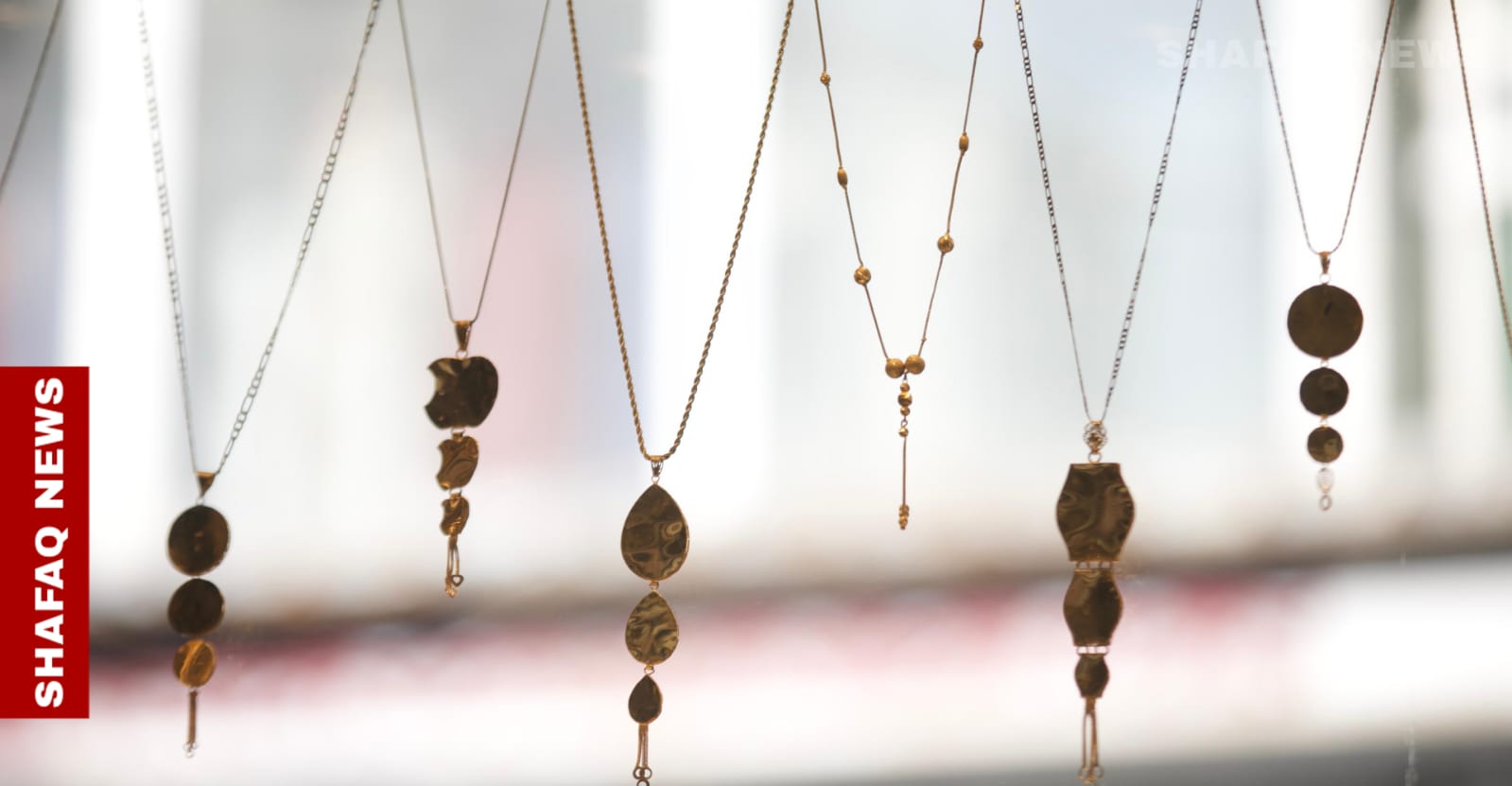 ‏نرخ تەڵا  لە بازاڕەیل بەغداد 760 هەزار دینار  و لە هەولێر  780 هەزار دینار  رەدکەێد