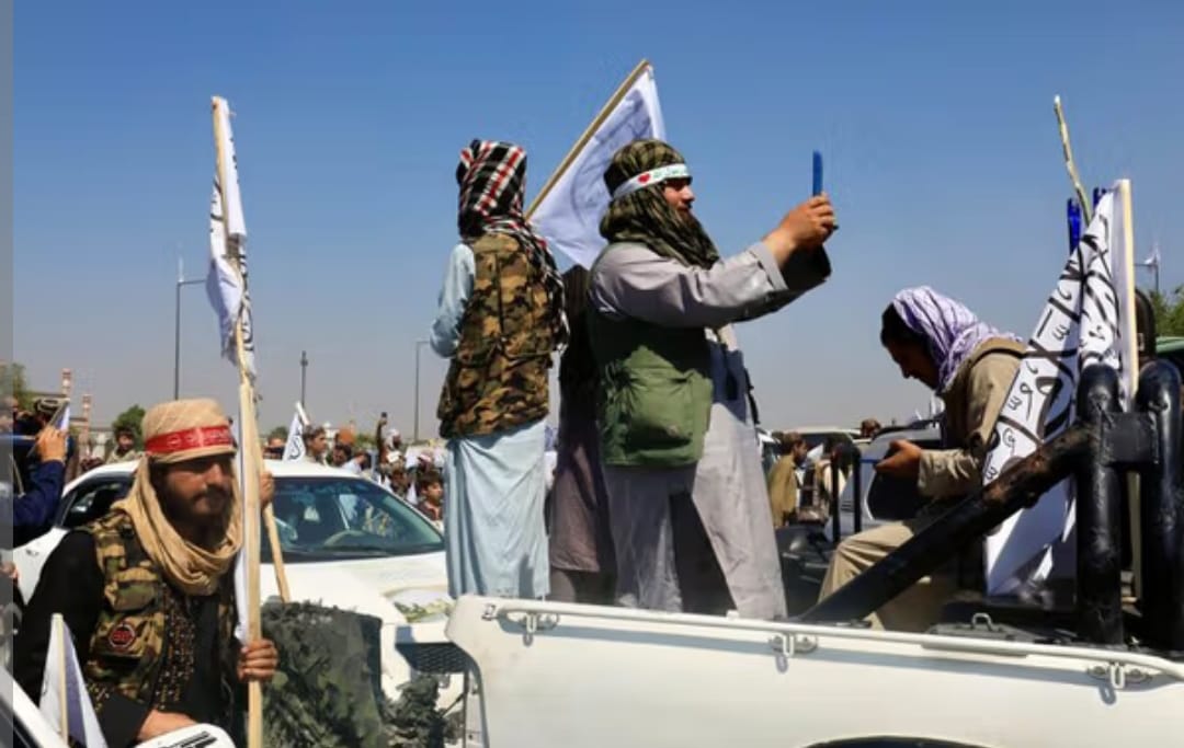 تاڵیبان خزمەتگوزاریەیل پەیوەنیکردن لە ئەفغانستان پەکخەێد