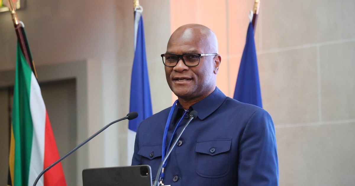 الغموض يكتنف مصيره.. العثور على سفير جنوب أفريقيا في باريس