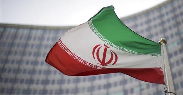 إيران تقر قانوناً جديداً ضد الجواسيس والعملاء