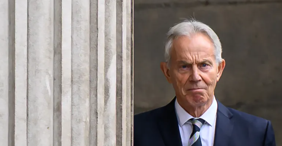 حرب العراق تلاحق "بلير".. هل يتمكن من إدارة غزة؟