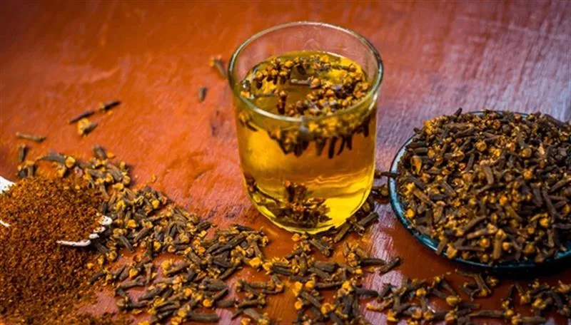 ئەرا هەوەجە کەێد ئاو مێخەک بنووشین