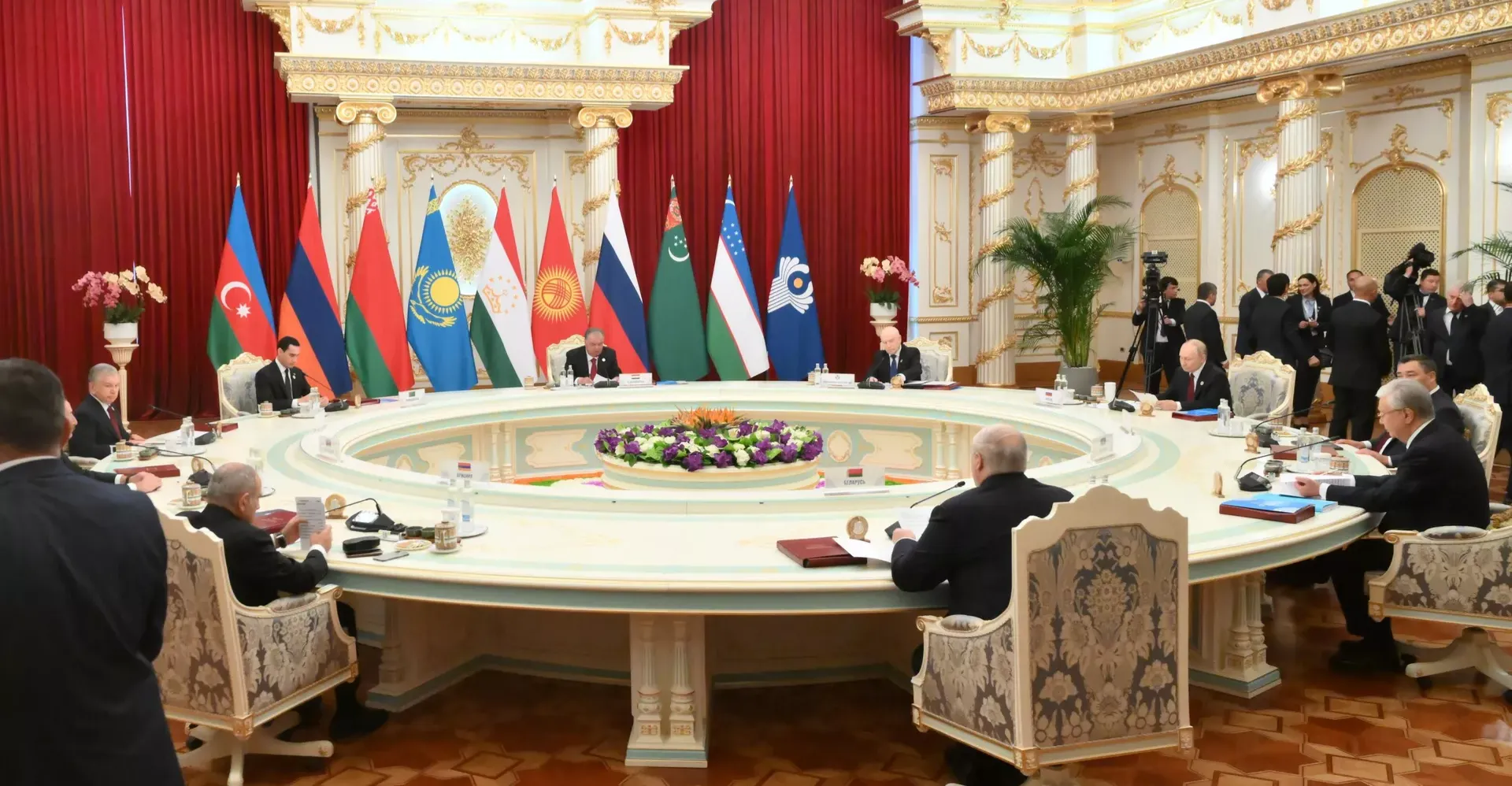 رابطة الدول المستقلة توقع 19 وثيقة في قمة طاجيكستان