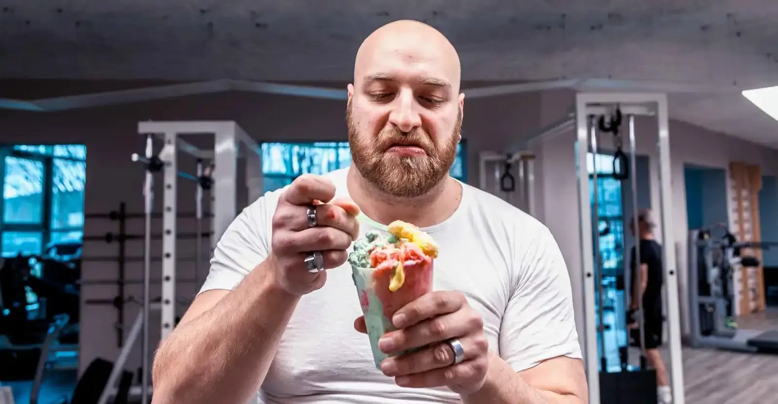 "الآيس كريم" وعلاج الصلع.. دراسة تكشف عن أمل واعد