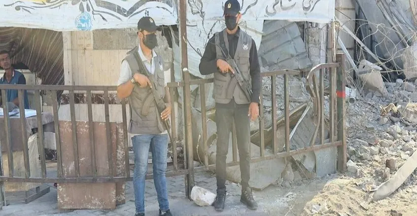 صحيفة إسرائيلية عن خفايا اتفاق غزة: نتنياهو استسلم بشكل كامل لحماس