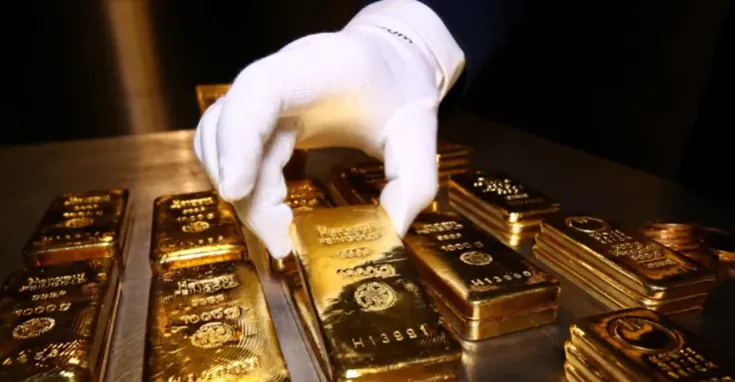 أسعار الذهب ترتفع الى مستوى قياسي جديد