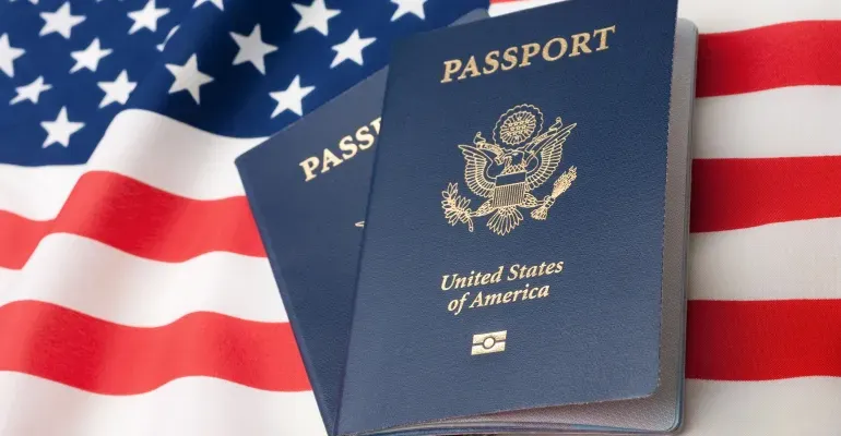 جواز السفر الأميركي يتراجع إلى أدنى تصنيف منذ 20 عاماً