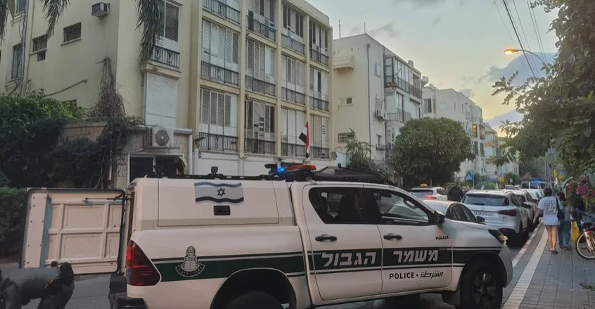 Israeli police open fire near Egyptian Embassy in Tel Aviv