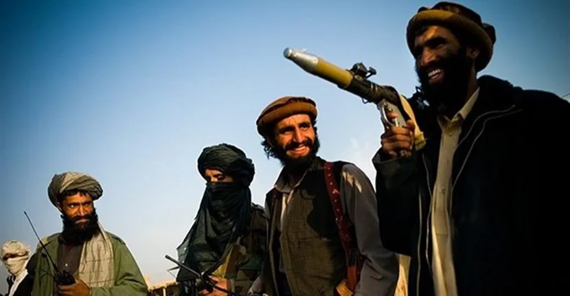 طالبان تختبر أول تجربة صاروخية بمدى 400 كيلومتر (فيديو)