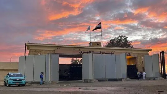 Hamas: Netanyahu breaches ceasefire by shutting Rafah crossing