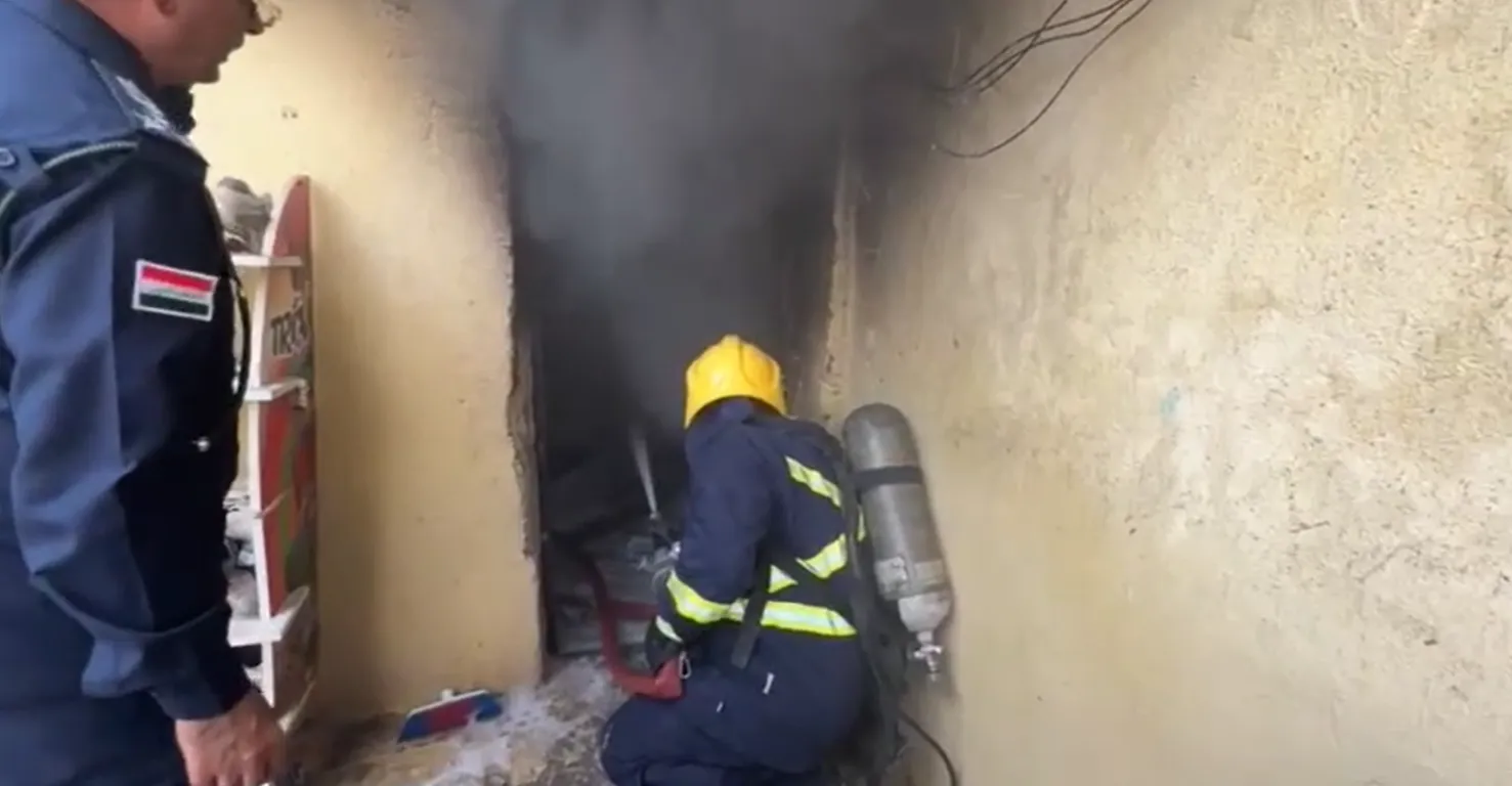 البصرة.. حريق في منزل ينهي حياة فتاتين وإصابة آخرين (فيديو)