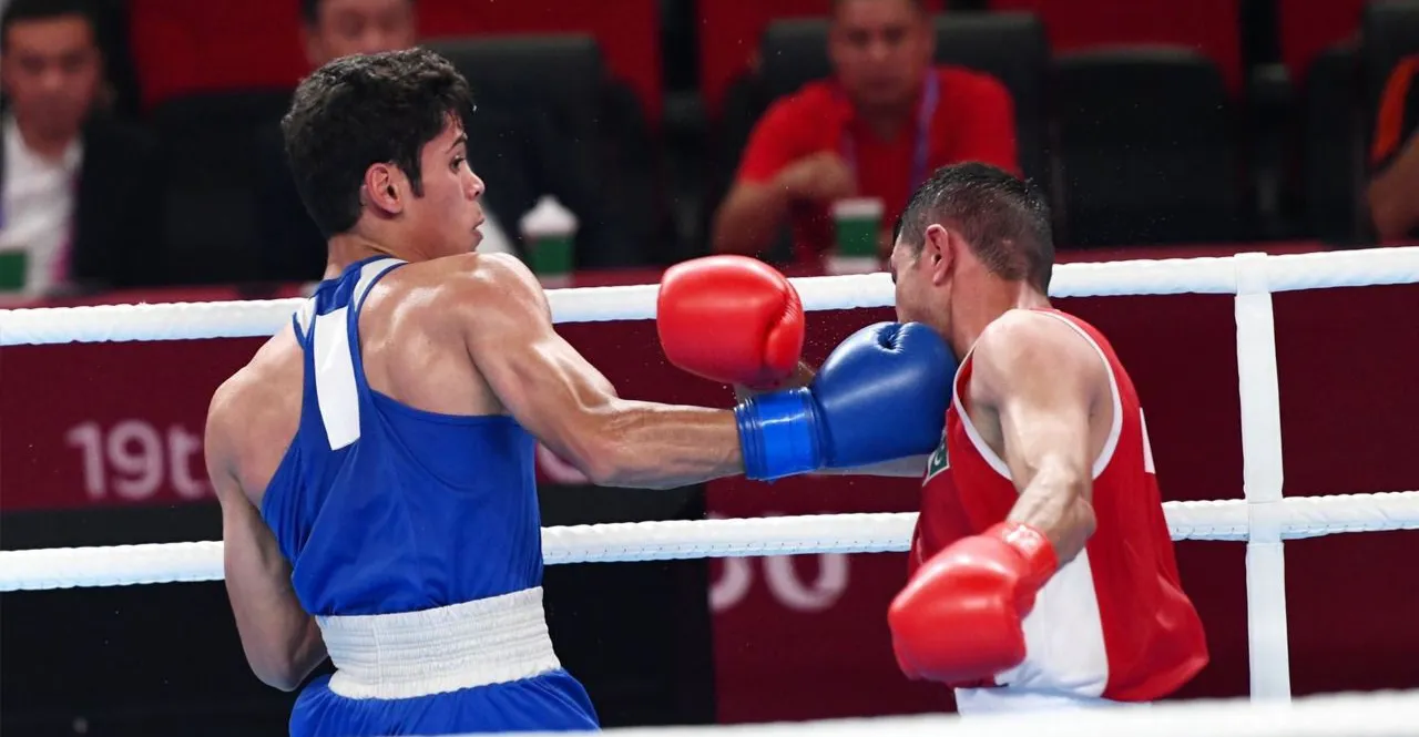 ملاكم عراقي يفتتح مشواره بفوز مستحق في دورة الألعاب الآسيوية للشباب