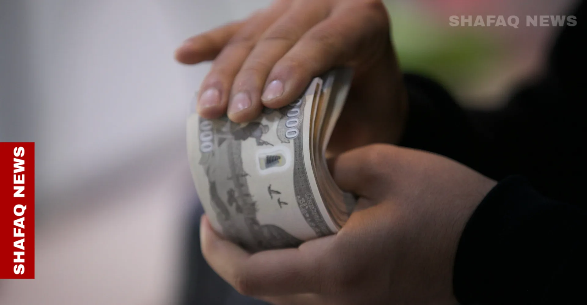 Dollar prices drop in Baghdad, Erbil